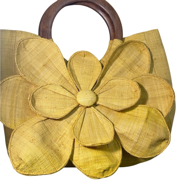 Mar Y Sol Rafia Straw Yellow Floral Bag Spring/Summer - Picture 2 of 9